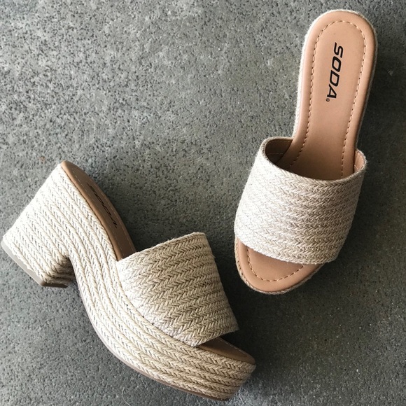 1 Left! Soda Bertha Chunky Heeled Woven Espadrille Sandal - Picture 5 of 9